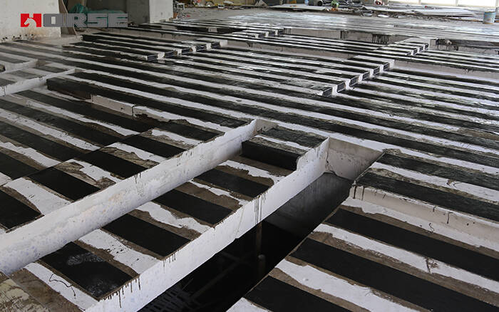 lempeng retrofitting dengan serat reinfroced polymer (FRP) bahan