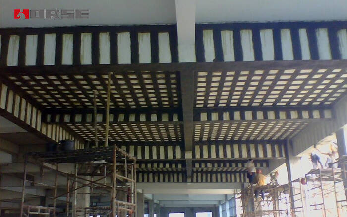 Balok beton diperkuat dengan serat refreshed polimer (FRP) komposit