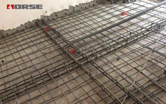 cast-in-place lempeng beton bertenaga
