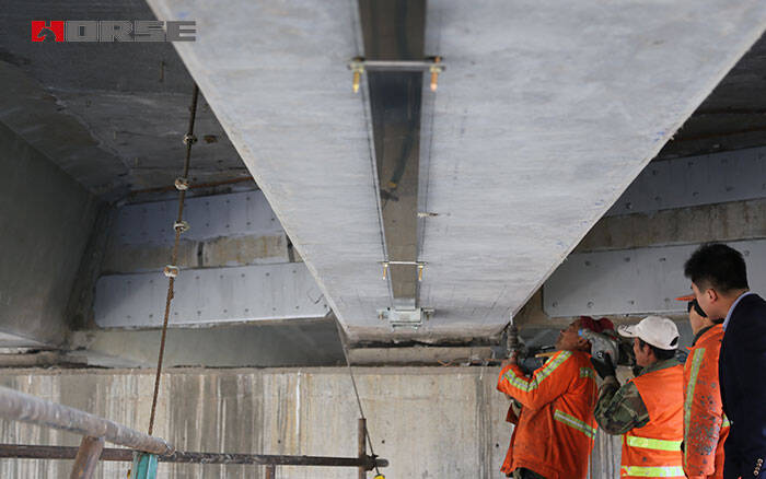 Prestressed FRP plate for strengthening bridge Prestressed FRP plate for strengthening bridge