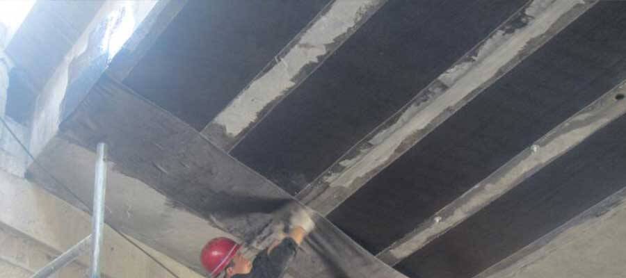 KAIN YANG DIPERKUAT SERAT KARBON