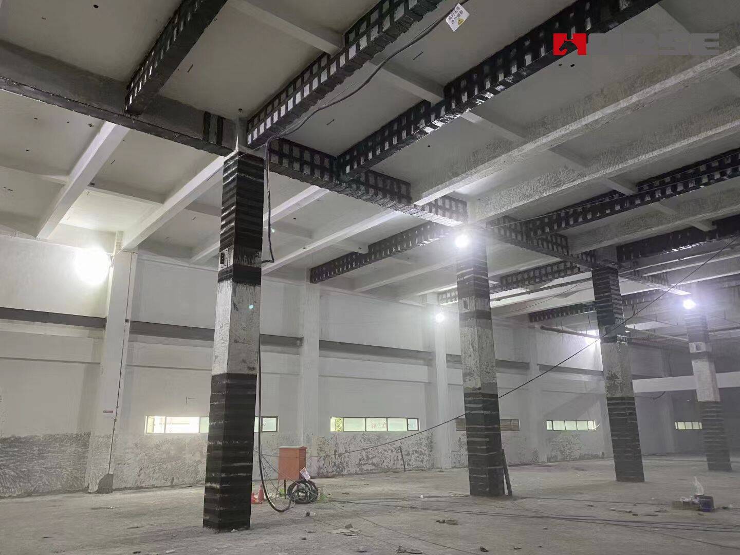 Komposit Polimer Bertulang Serat Karbon (CFRP) Untuk Meningkatkan Kapasitas Beton Bertulang