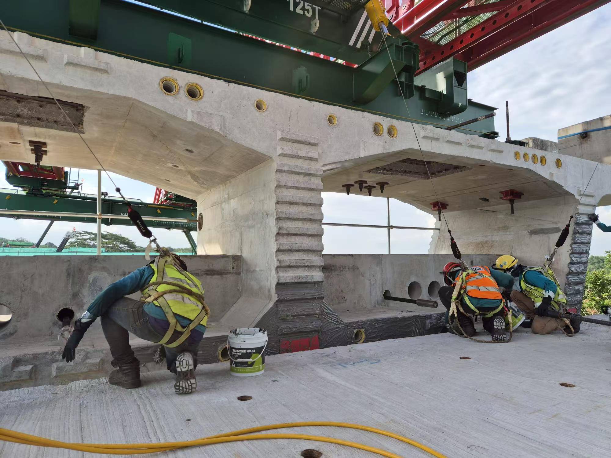 Perekat Segmental Jembatan untuk Girder Kotak yang Baru Dibangun