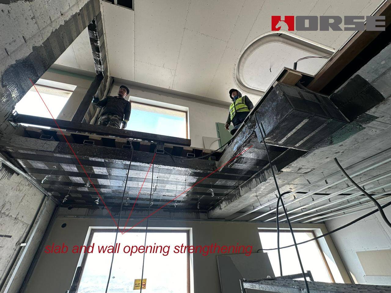 Kasus Renovasi Pabrik Lama Menjadi Gedung Perkantoran dengan Serat Karbon