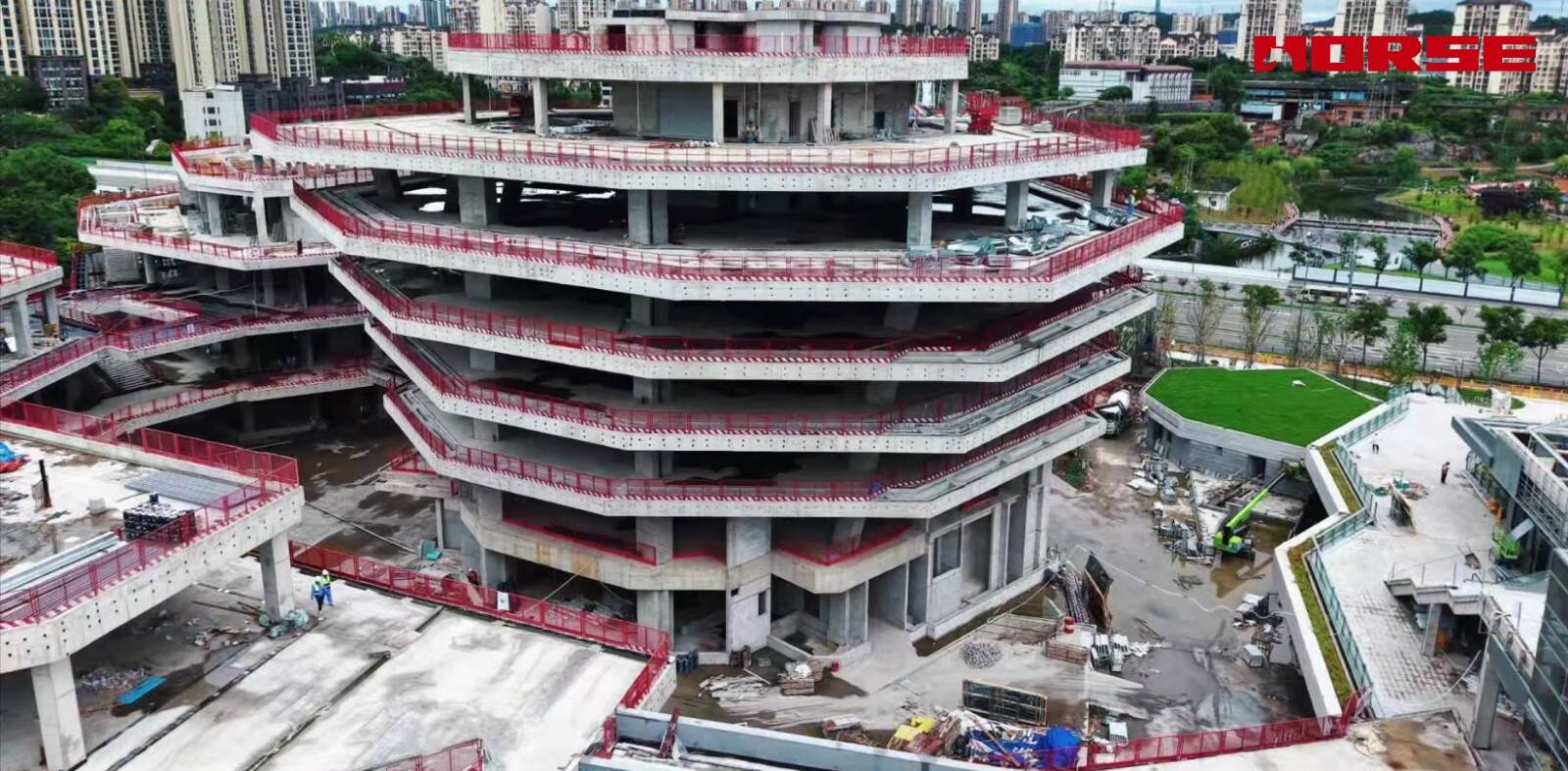Perkuatan Pusat Kapal Pesiar Beton