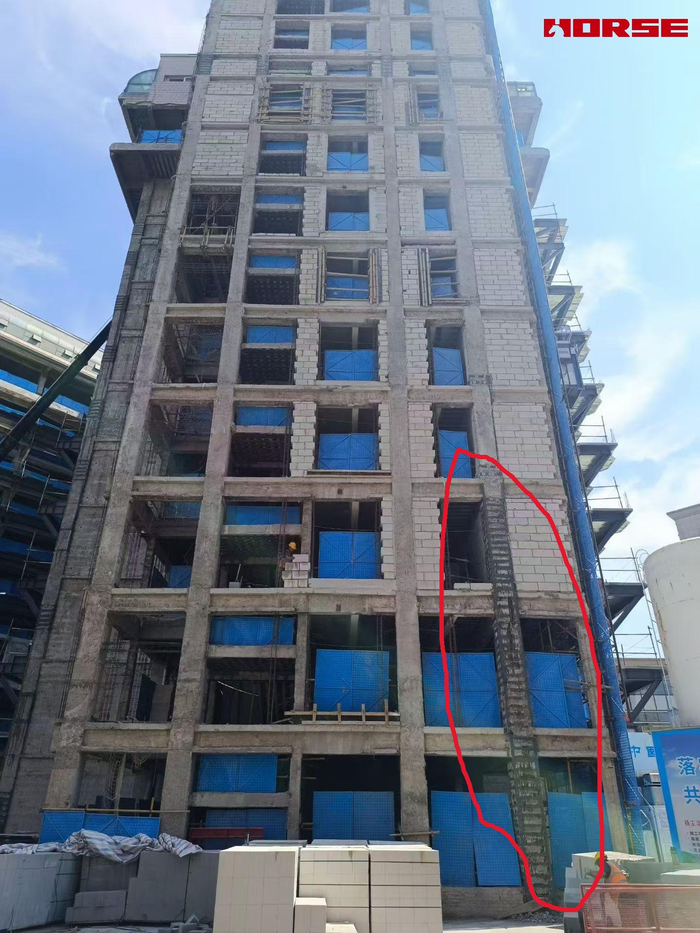 Perbaikan dan Perkuatan Struktural Gedung Perkantoran Bertingkat Tinggi Perbaikan dan Perkuatan Struktural Gedung Perkantoran Bertingkat Tinggi