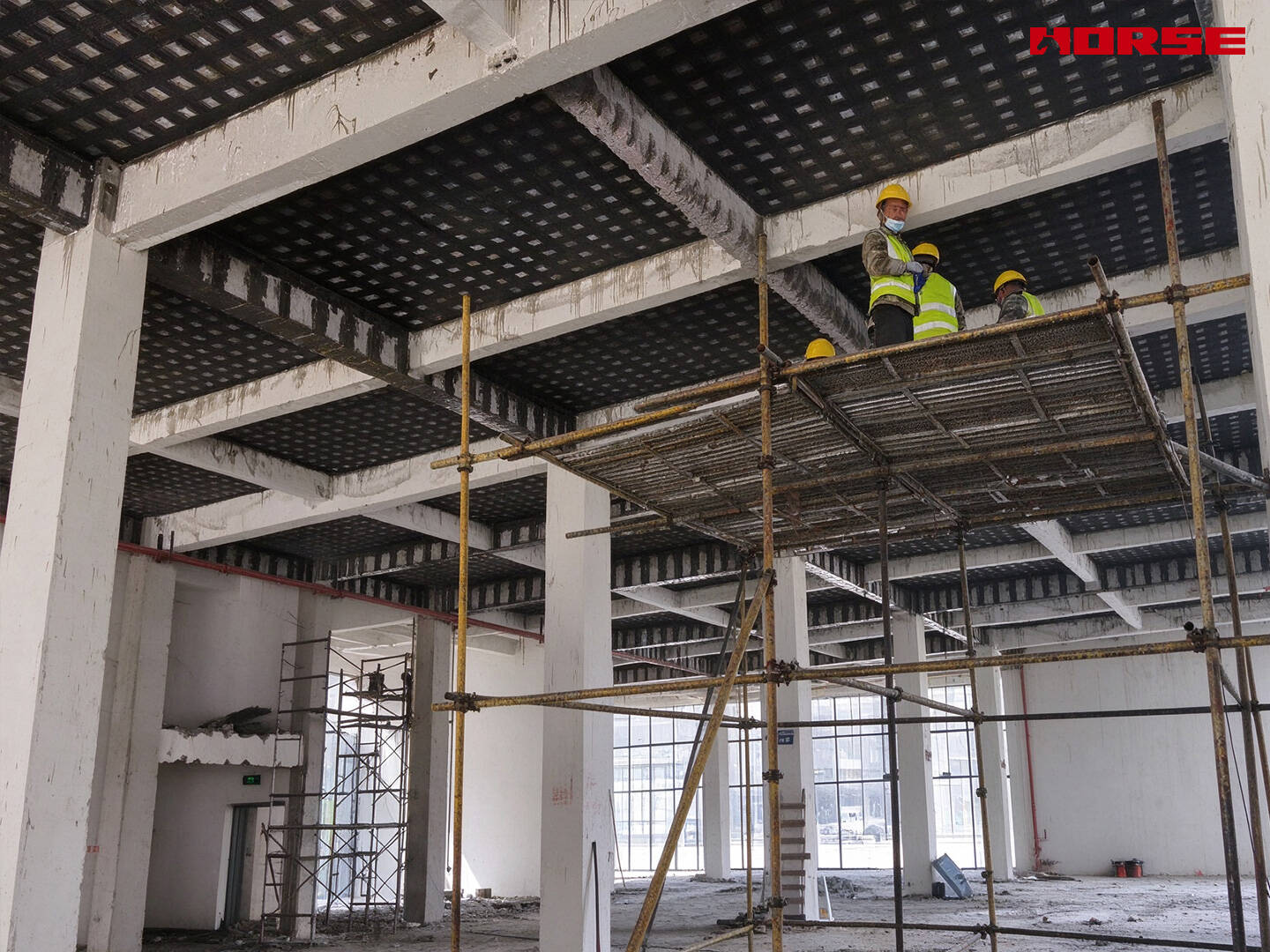 Perkuatan dan Retrofit Seismik Gedung Sekolah