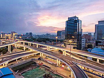 Jembatan layang Gulou yang diperkuat laminasi CFRP prategang