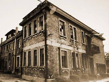 Serat Karbon CFRP dan Epoxy Pure Anchor Untuk Renovasi Pabrik ke Gedung Perkantoran